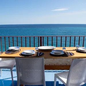 https://beach-house-acquamarina.sicilyhotelsitaly.net