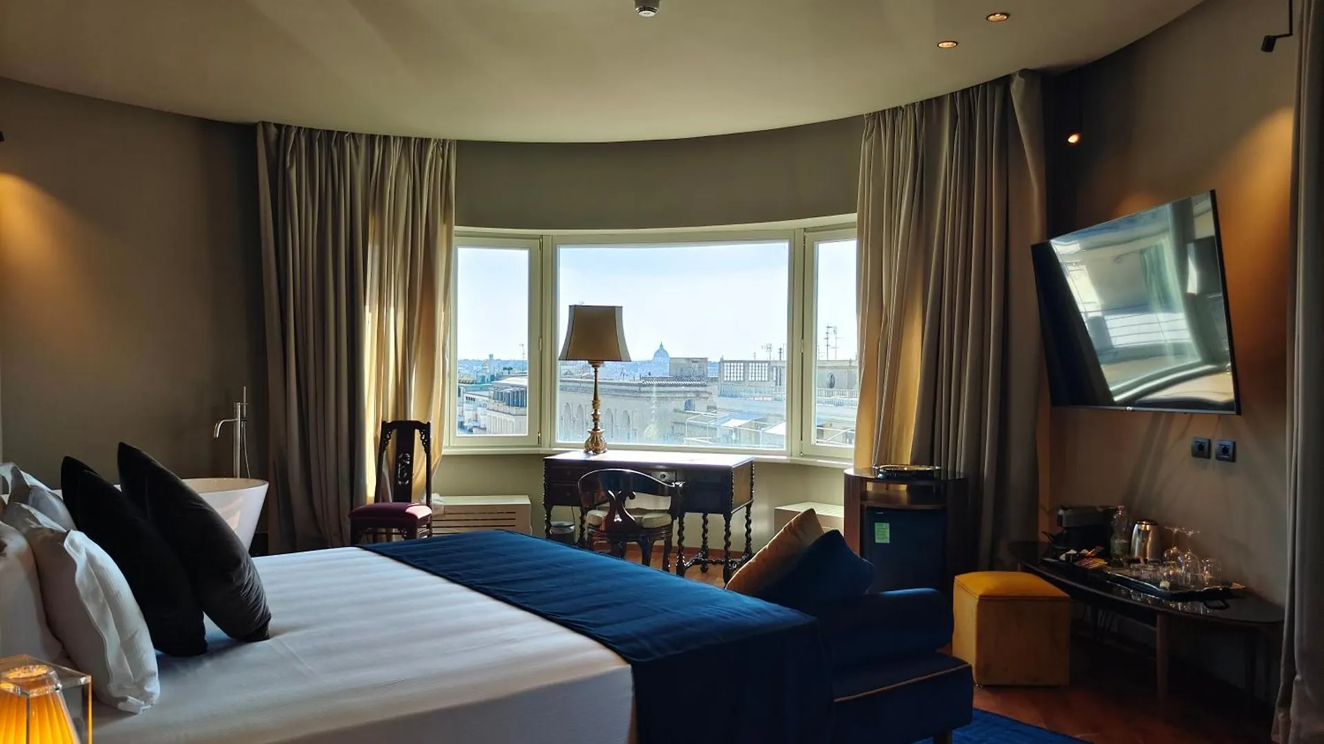 Triviho Hotel Rome Italy